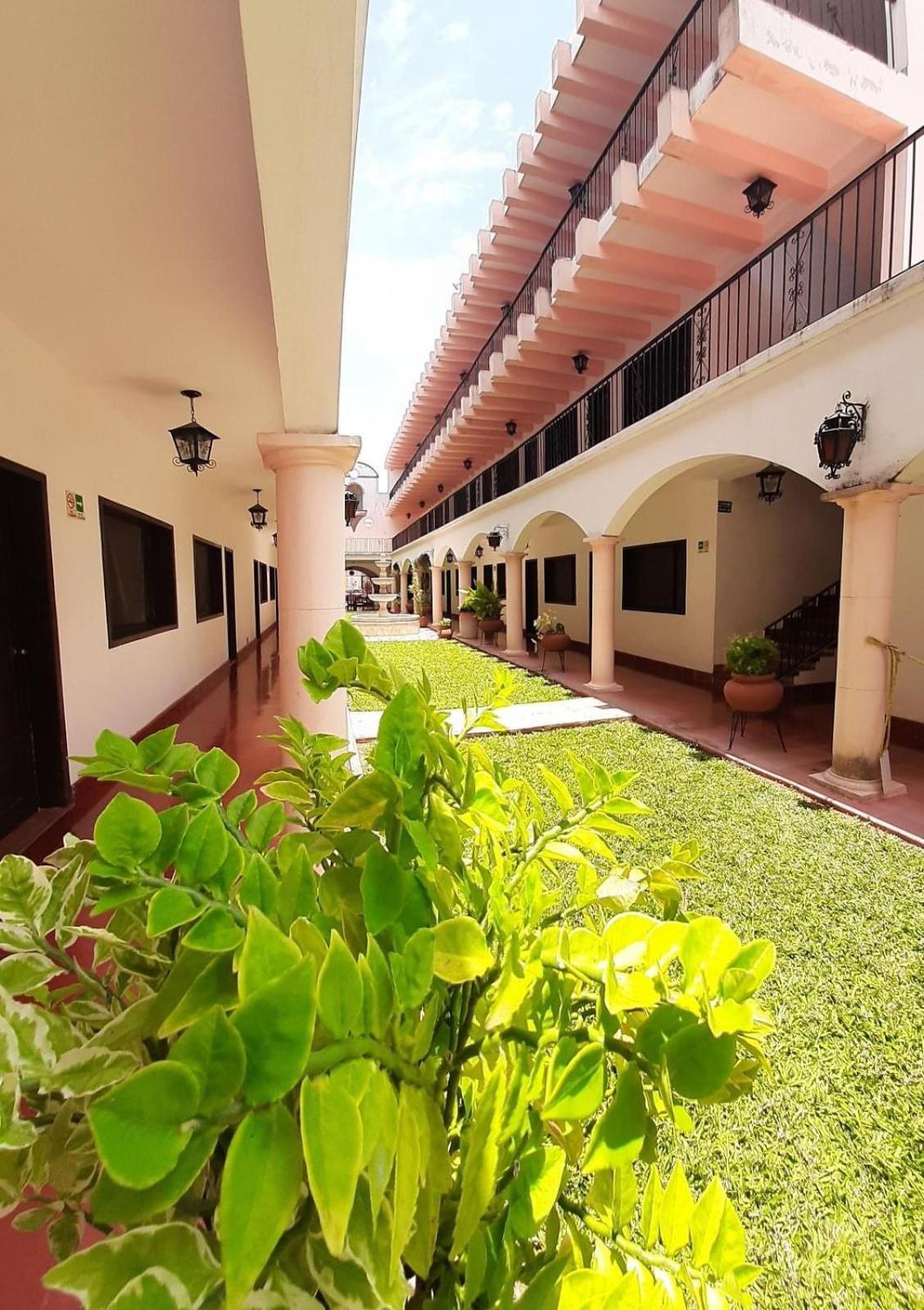 Hotel Zaci Valladolid  Bagian luar foto