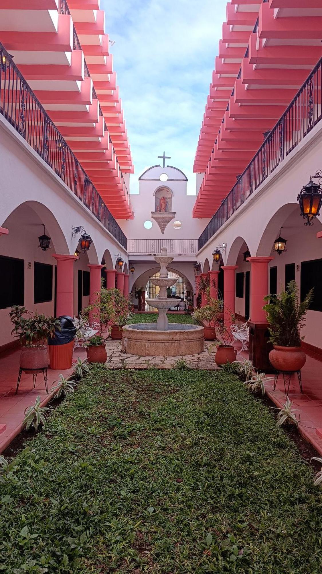 Hotel Zaci Valladolid  Bagian luar foto