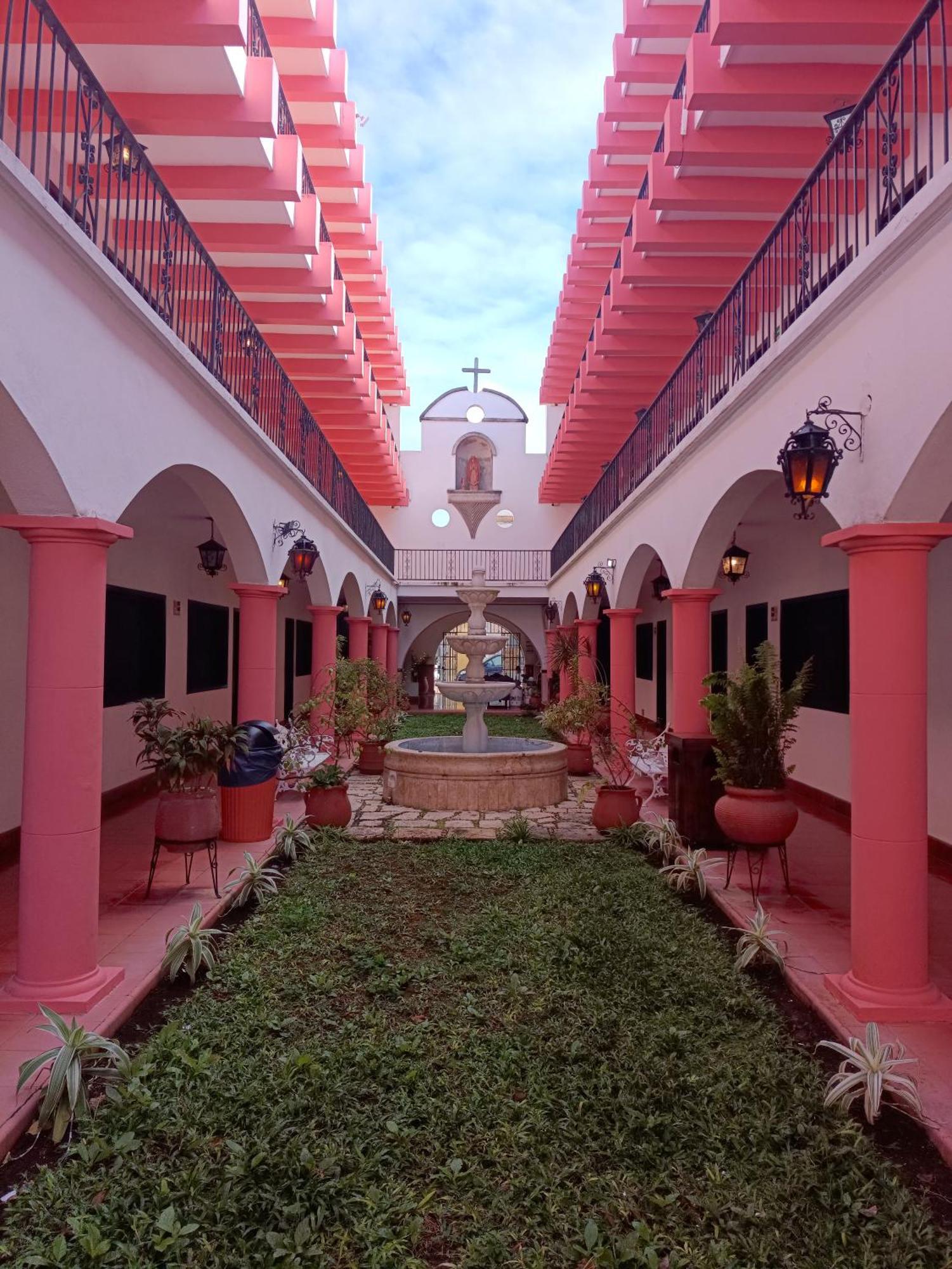Hotel Zaci Valladolid  Bagian luar foto
